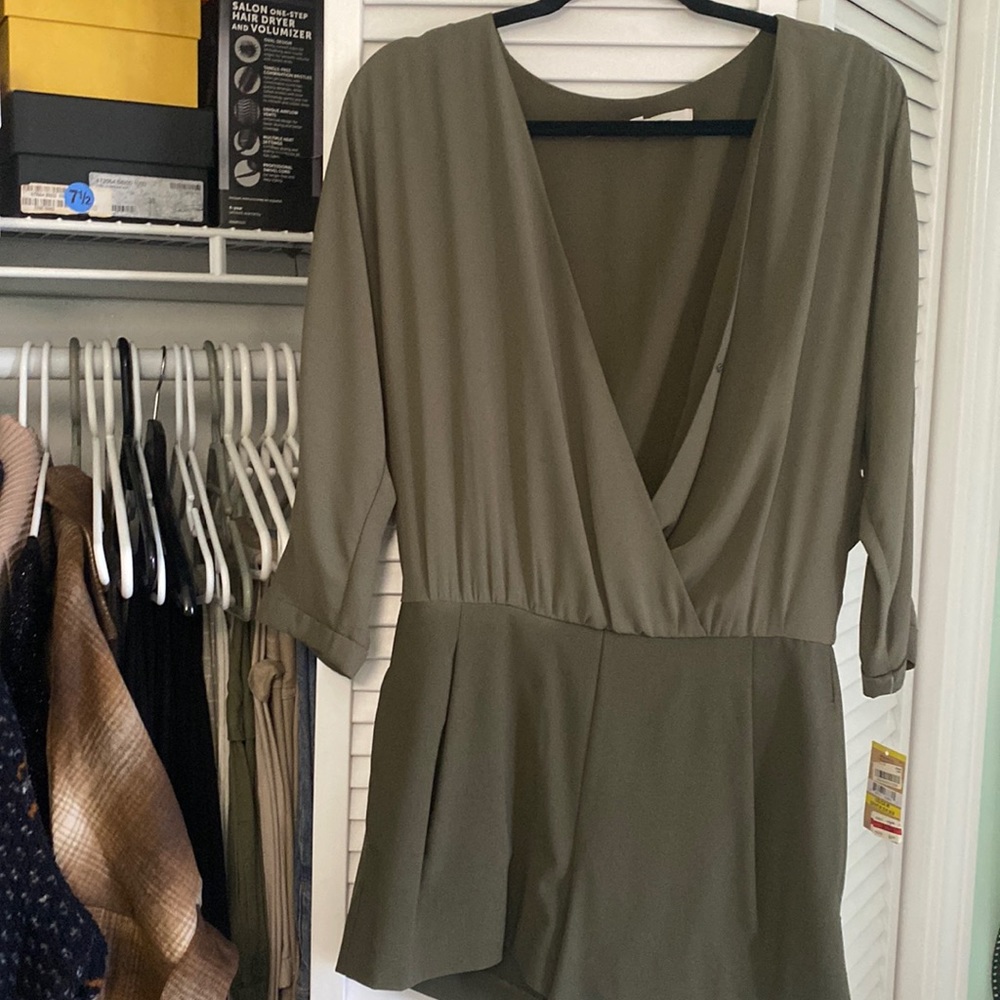 Brand new Rachel Rachel Roy army green romper